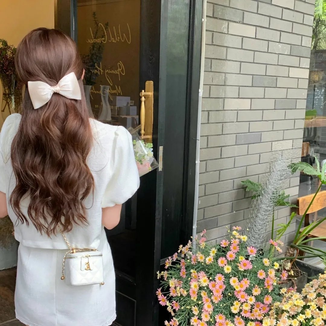 人间至味是清欢 封面